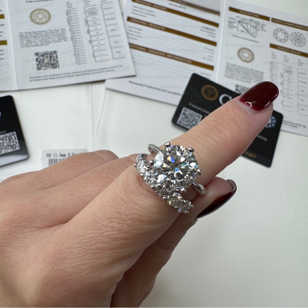 925 Sterling Silver Set “White Gold Look” Moissanite Rings for Women Size 7.5 - Picture 5 of 17